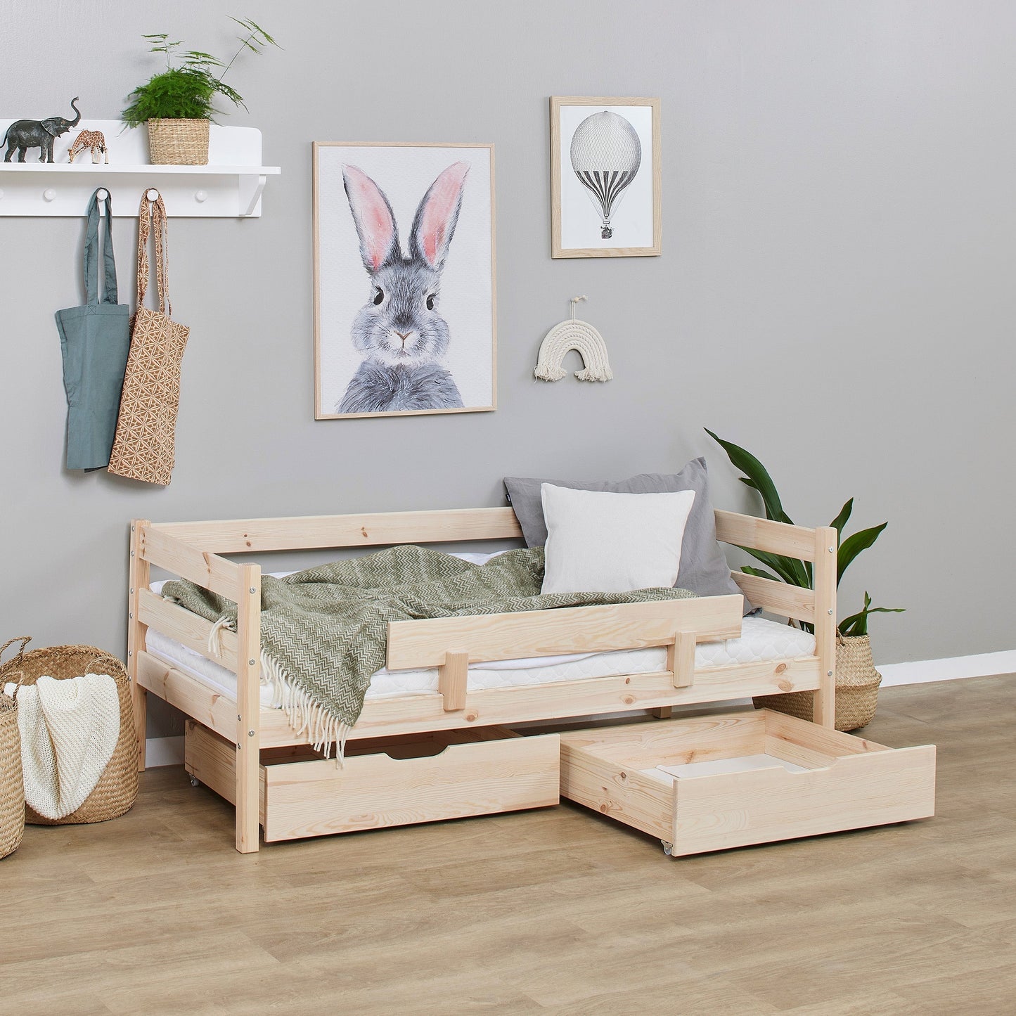 ECO Comfort Junior Bed 70x160 cm incl. Drawers and Guard Rail