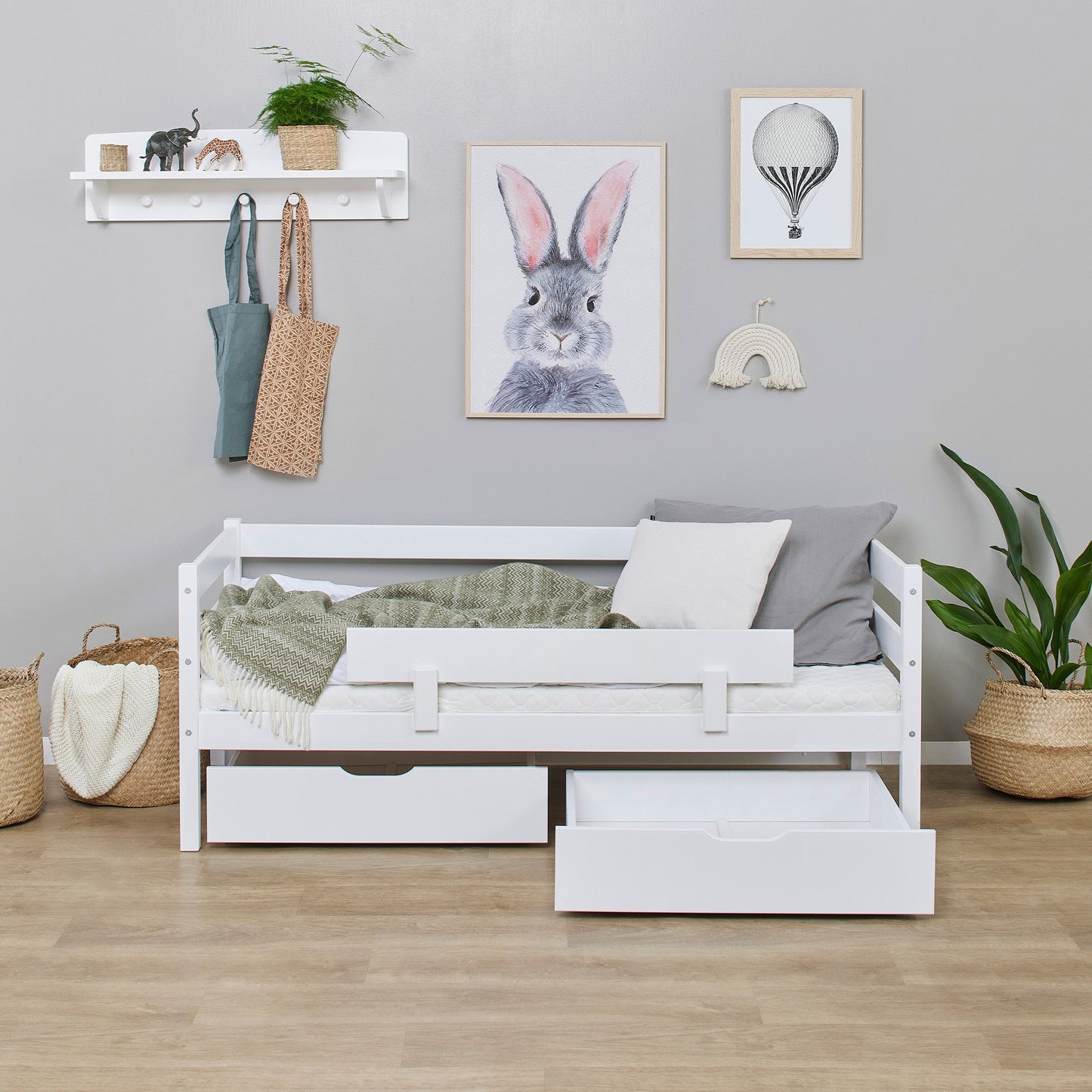 ECO Comfort Junior Bed 70x160 cm incl. Drawers and Guard Rail
