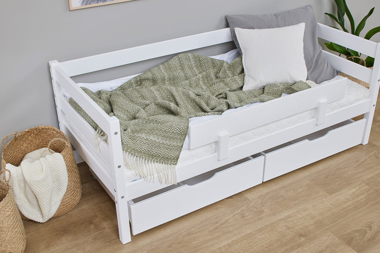 ECO Comfort Junior Bed 70x160 cm incl. Drawers and Guard Rail