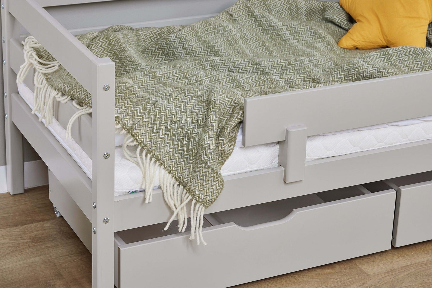 ECO Comfort Junior Bed 70x160 cm incl. Drawers and Guard Rail