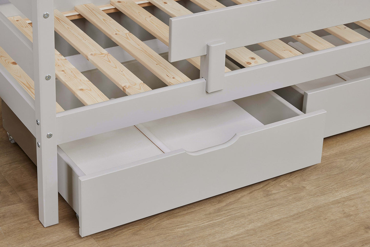 ECO Comfort Junior Bed 70x160 cm incl. Drawers and Guard Rail