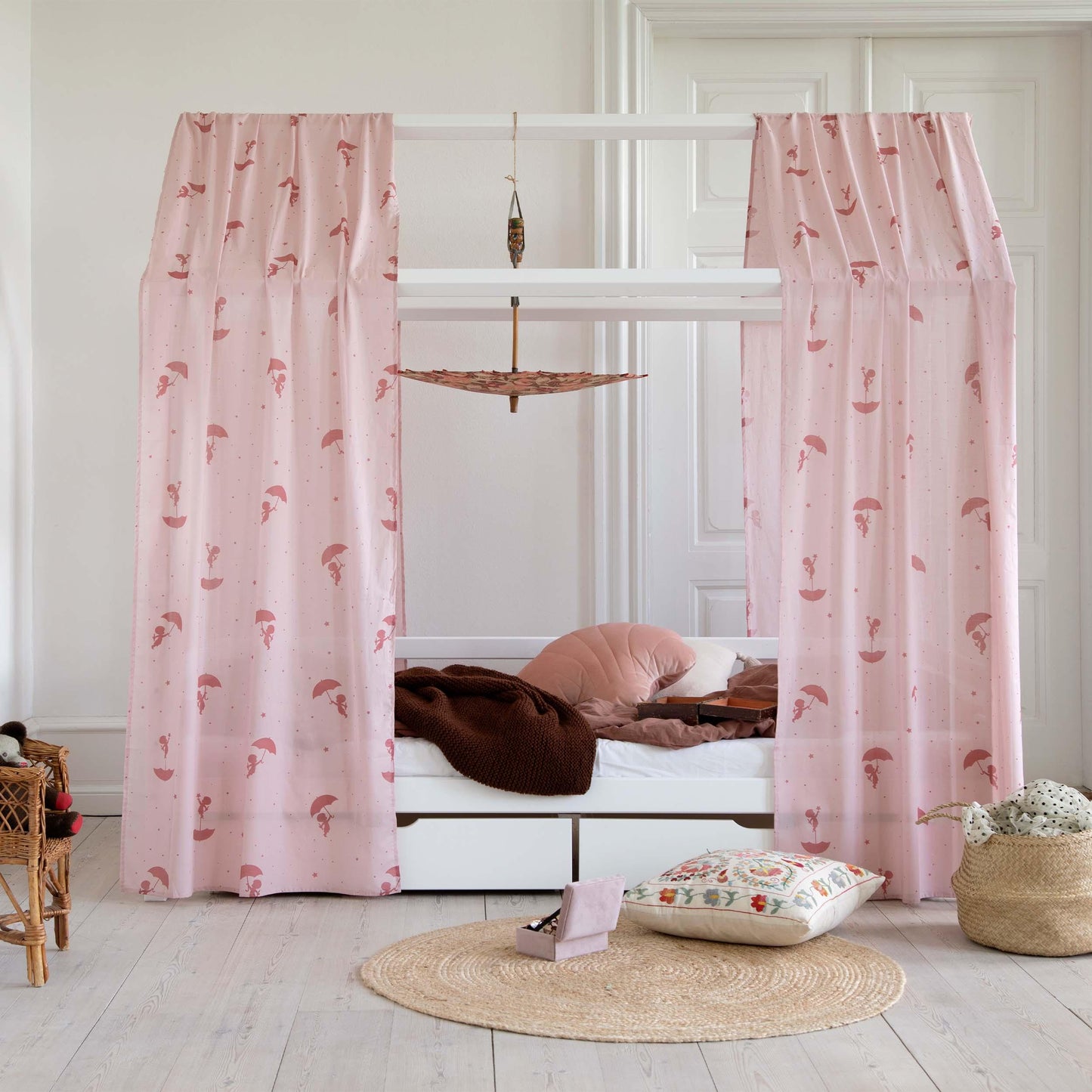 Hoppekids Ole Lukoie Bed Curtain for House Bed, Red