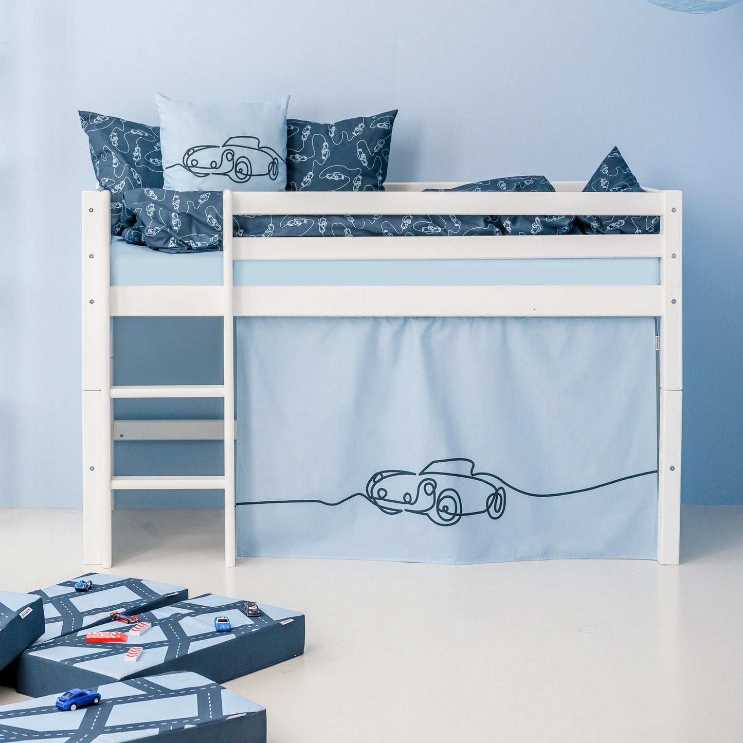ECO Dream Mid-Height Bed with Cars Bed Curtain