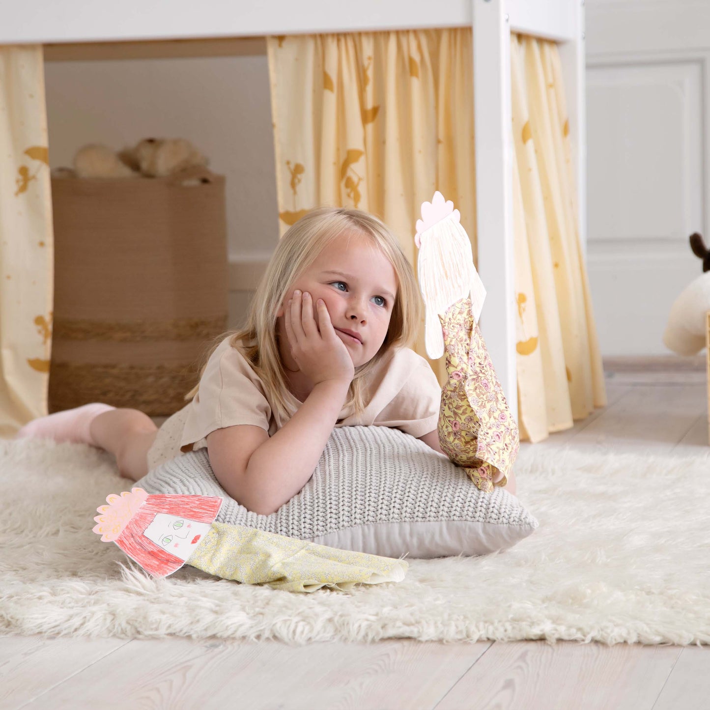 Hoppekids ECO Comfort Mid-High Bed with Yellow Ole Lukoie Bed Curtain