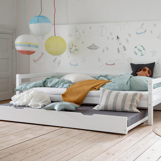 Bed Package: ECO Dream Junior Bed with Pull-Out Bed