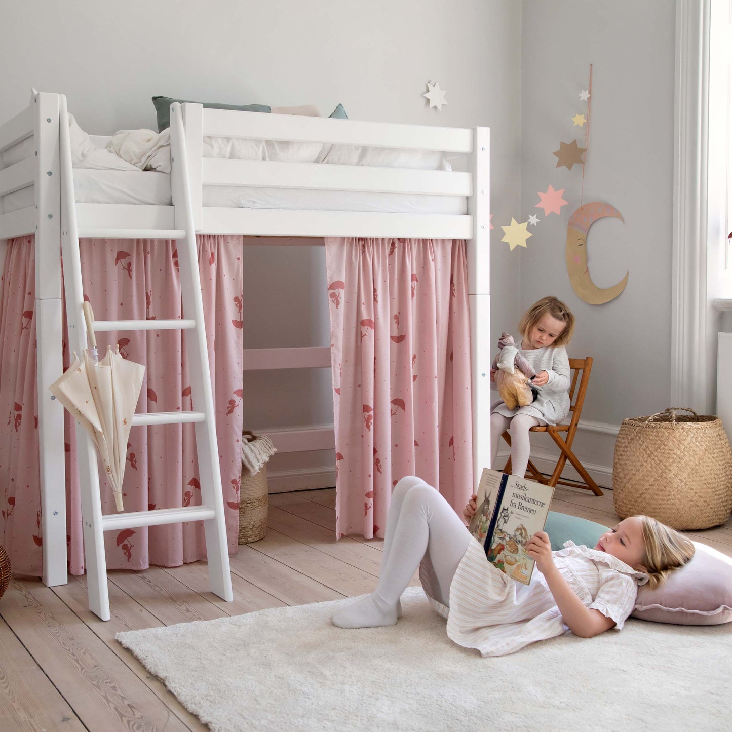 Hoppekids ECO Luxury Mid-High Bed with Red Ole Lukoie Bed Curtain