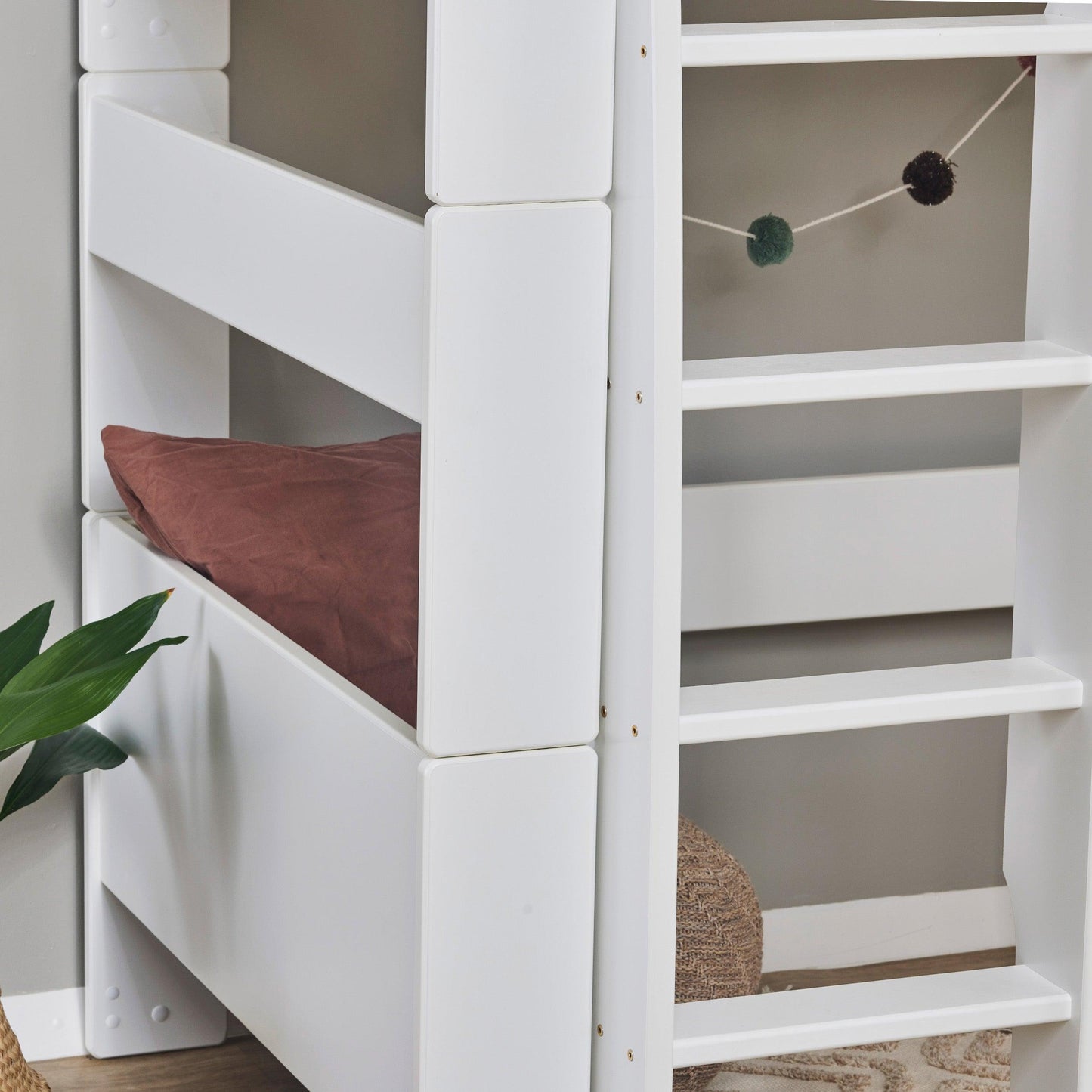 Hoppekids SFK High Bed 90x200 cm, White